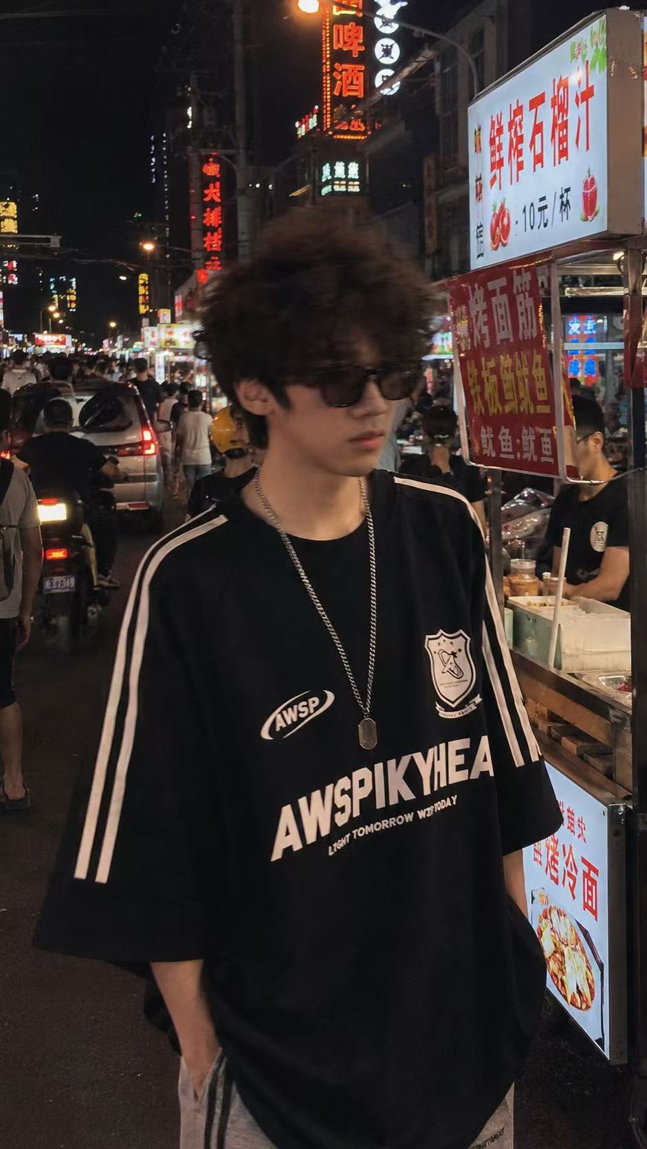 钱伊顺个人照片